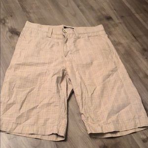 Apt. 9 Men’s Shorts (Tan)